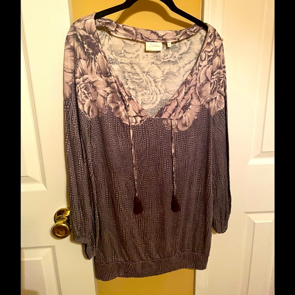 ANTHROPOLOGIE TOP - EUC